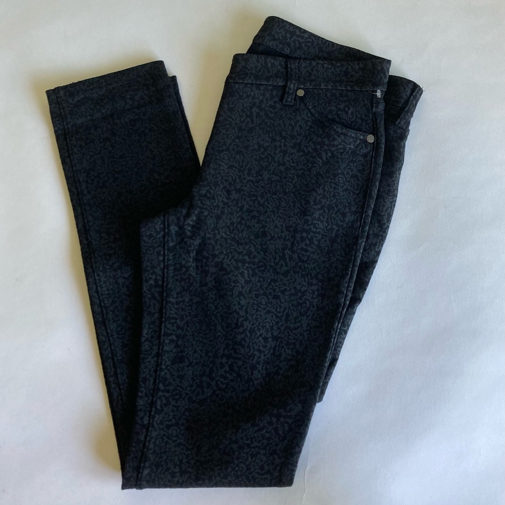 New Eileen Fisher Stretch Black Viscose Nylon Pant - Picture 3 of 10